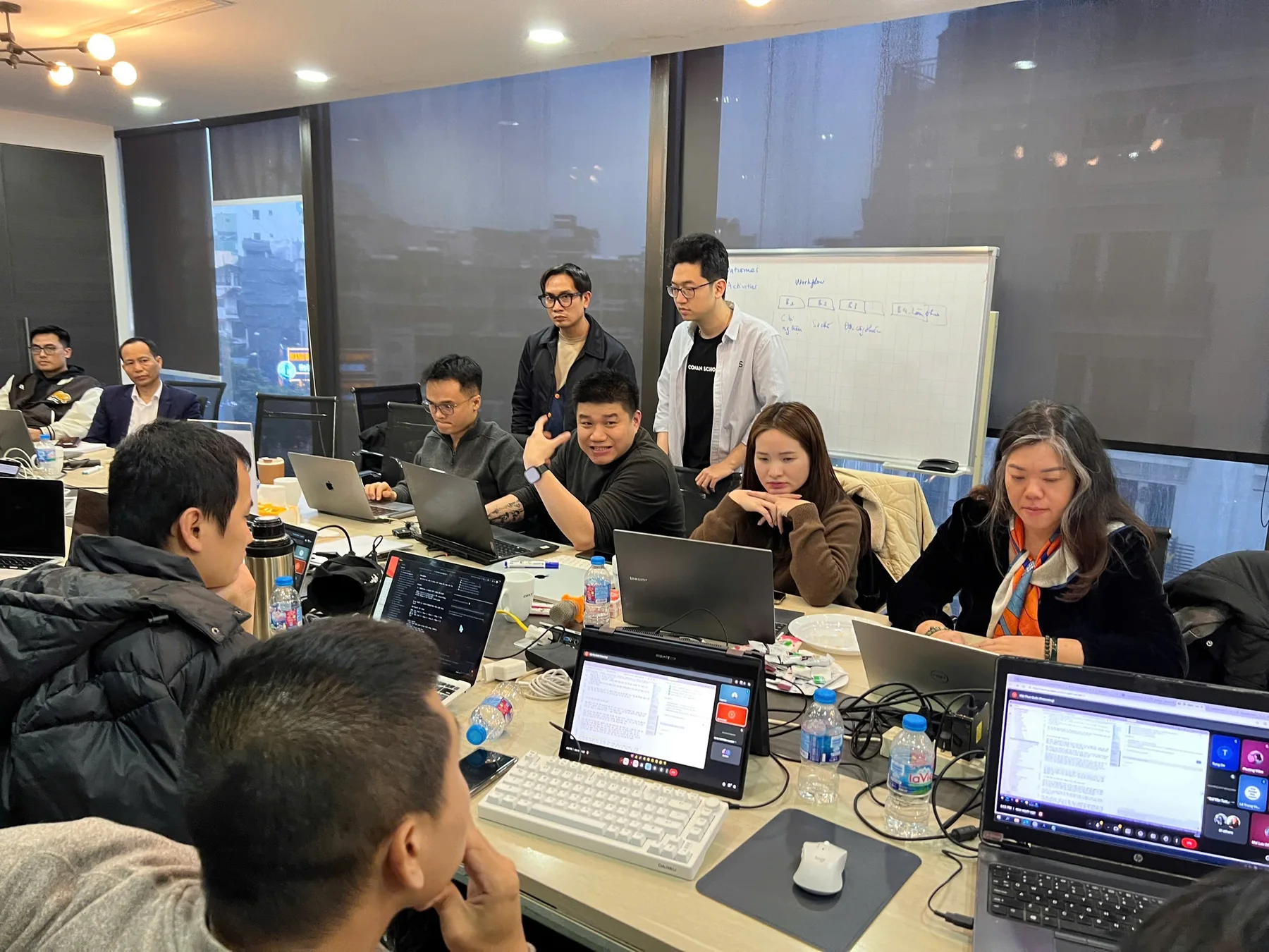 Người đi làm học AI trên việc thật